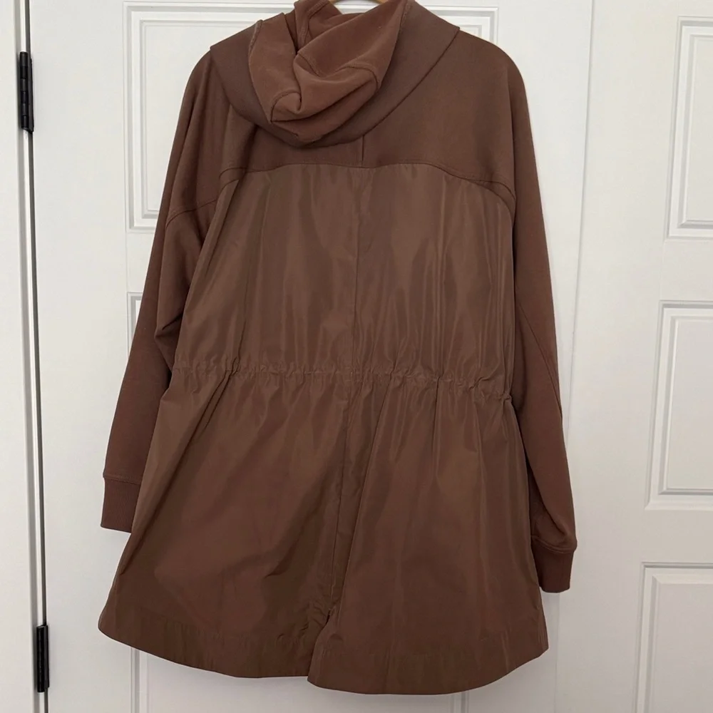 Athleta Hybrid Mushroom Brown Hooded Zip-Front Jacket - Picture 3 of 3
